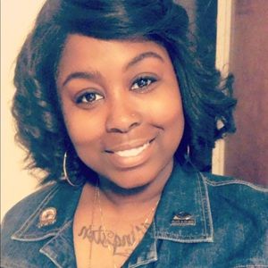 Meet your Posher, Jasmine